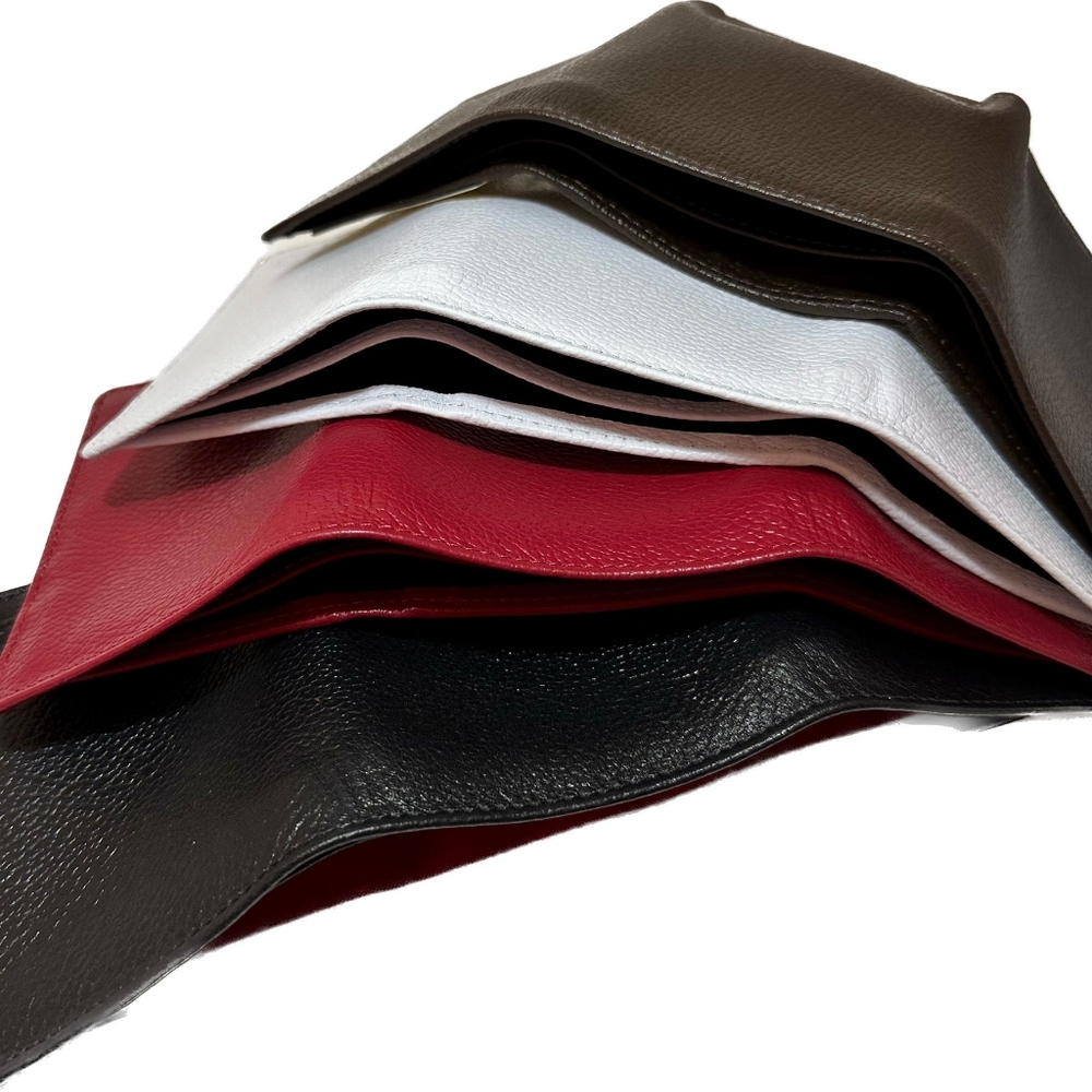 SáenzA45 napa. Black, Brown, White, Red